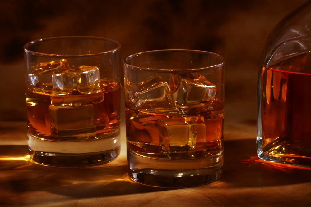 Como preparar drinks alcoolicos? 4 Beneficios do Whisky